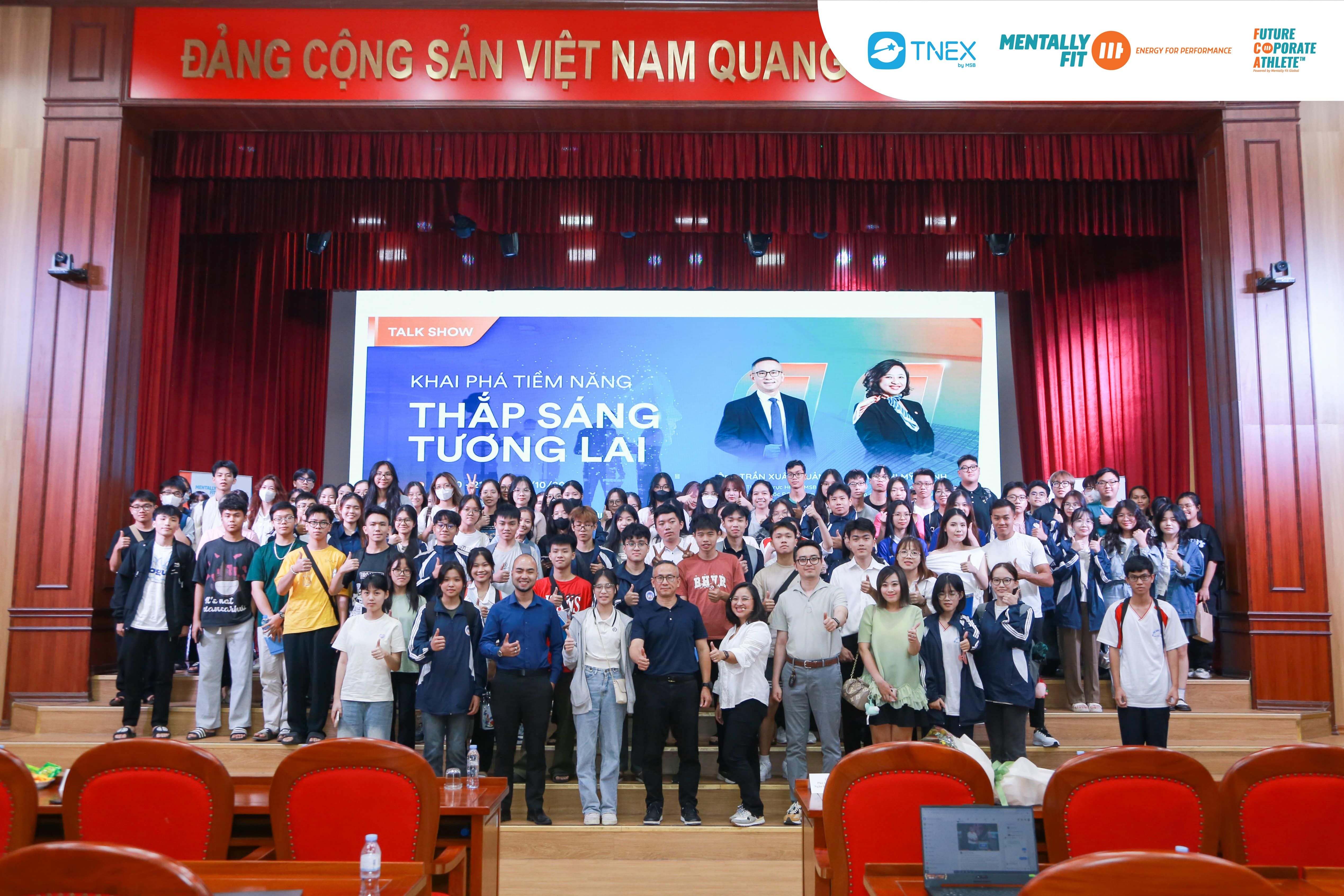 NHỮNG KHOẢNH KHẮC ĐÁNG NHỚ TẠI TALKSHOW “KHAI PHÁ TIỀM NĂNG – THẮP SÁNG TƯƠNG LAI”