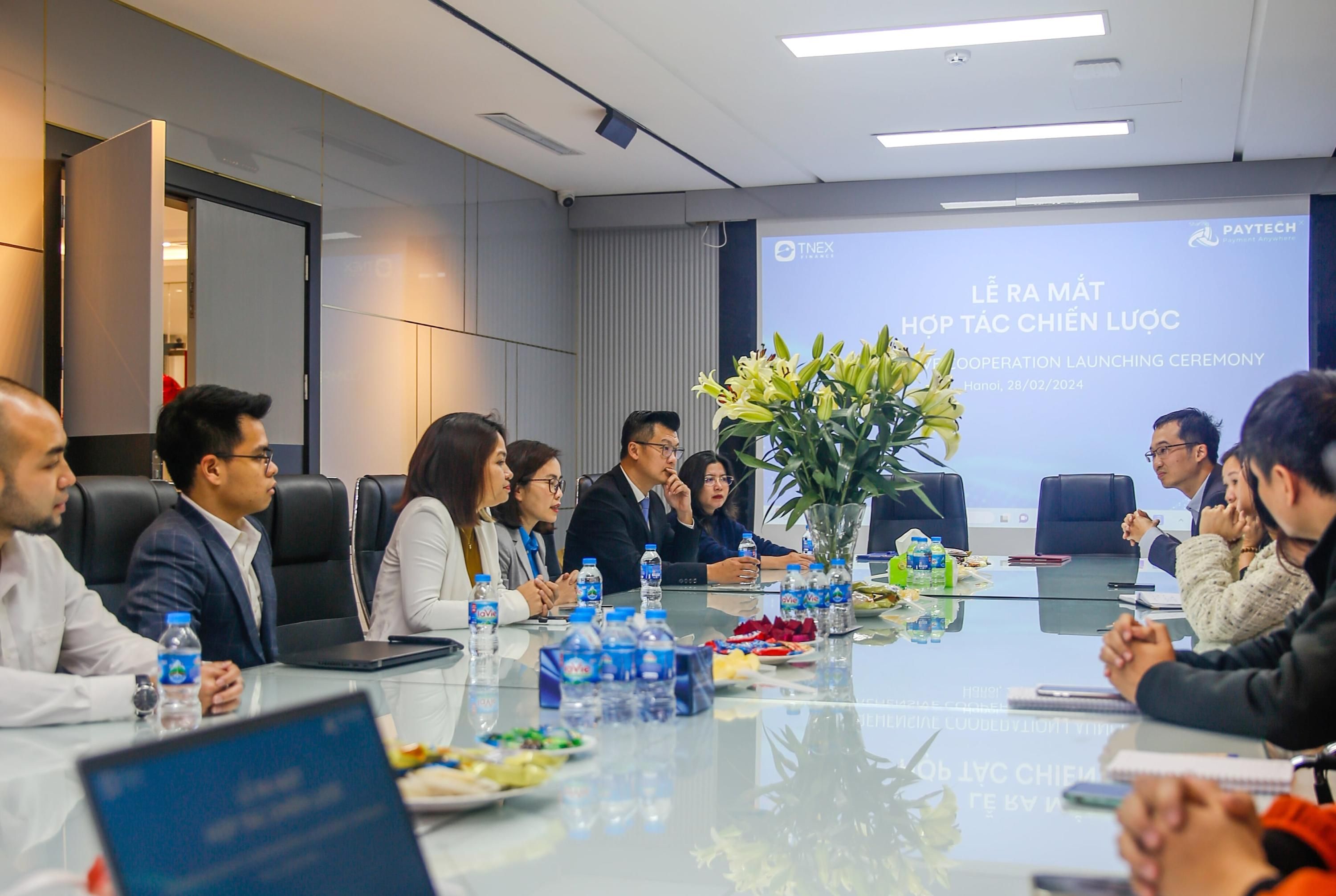 TNEX Finance kí hợp đồng trở thành đối tác chiến lược với Paytech